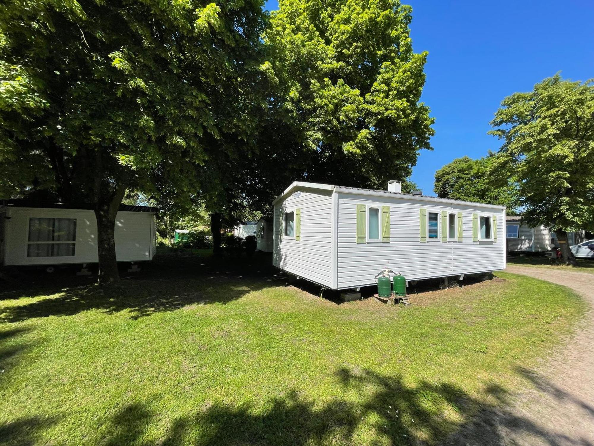 Les Pinots D'Alsace - 3 Bungalows Climatises Avec Tv - Proche Europa Park Boofzheim Экстерьер фото